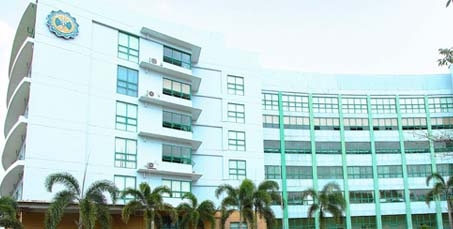De La Salle Health Science Institute of Medicine